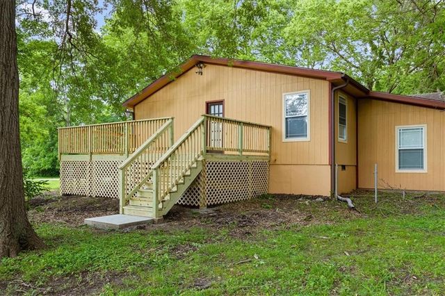 7103 E 159th Street, Belton, MO 64012