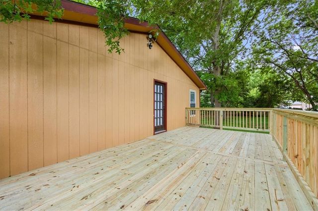 7103 E 159th Street, Belton, MO 64012