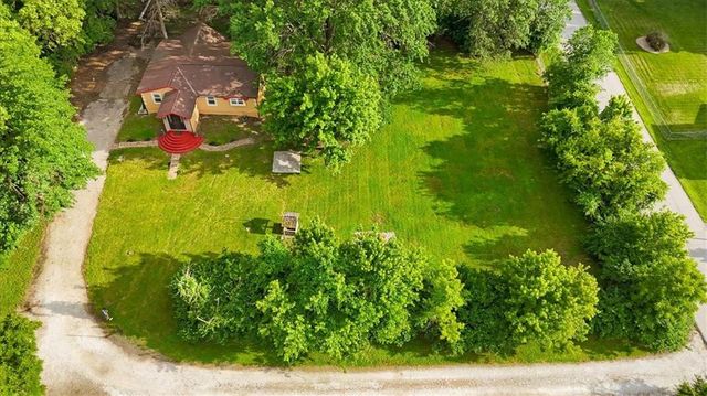 7103 E 159th Street, Belton, MO 64012