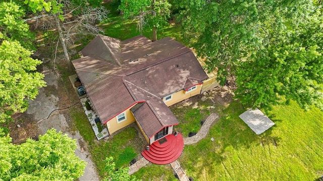 7103 E 159th Street, Belton, MO 64012