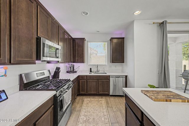 14426 W COTTONTAIL Lane, Surprise, AZ 85387