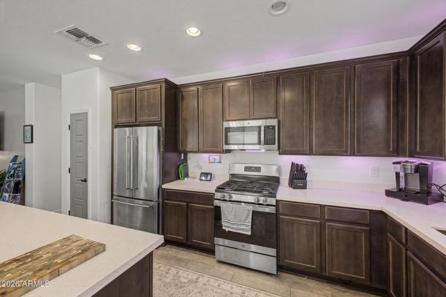 14426 W COTTONTAIL Lane, Surprise, AZ 85387