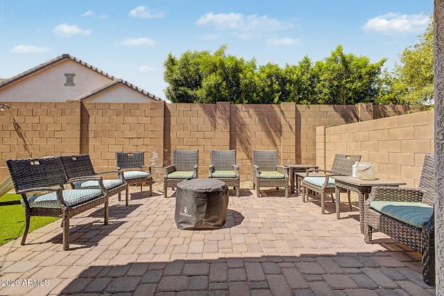 14426 W COTTONTAIL Lane, Surprise, AZ 85387