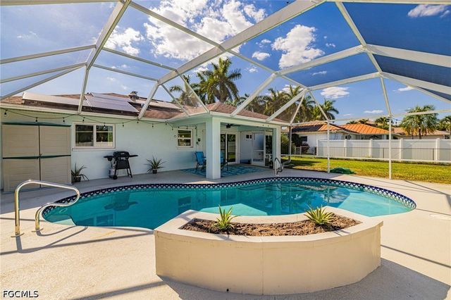 1945 Academy BLVD, Cape Coral, FL 33990