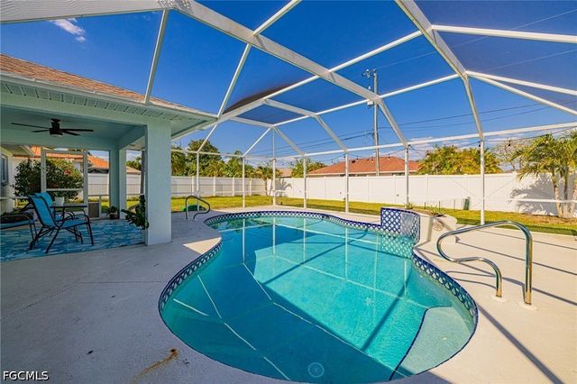 1945 Academy BLVD, Cape Coral, FL 33990