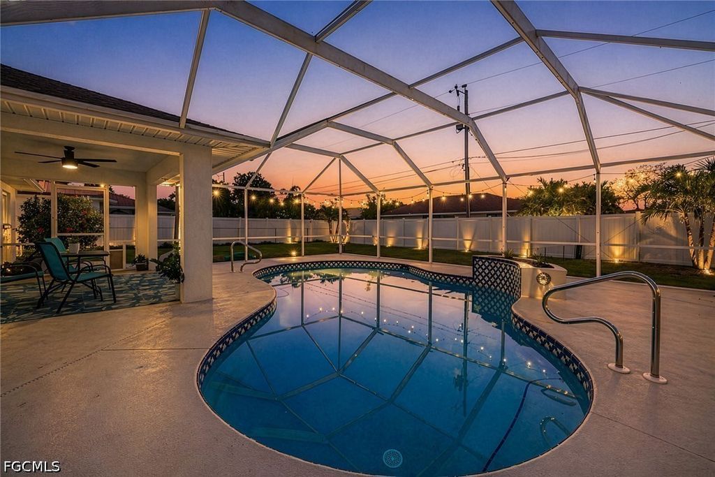 1945 Academy BLVD, Cape Coral, FL 33990
