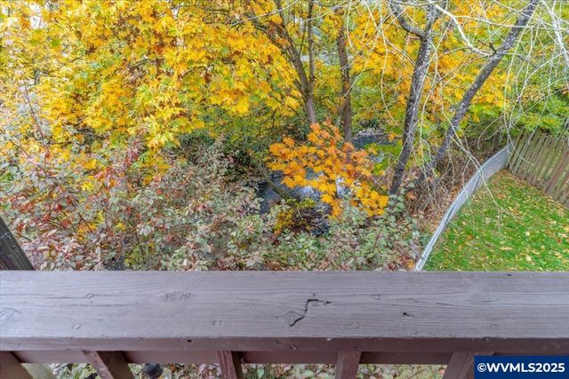 997 20th St SE, Salem, OR 97301