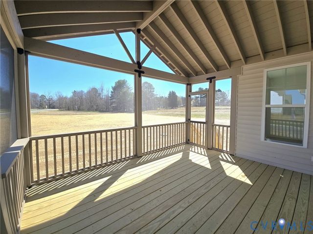 7842 Dandridge Dr, Quinton, VA 23141