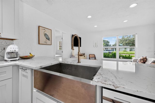 637 41ST AVENUE NE, St Petersburg, FL 33703