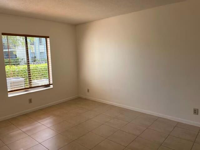 1105 Green Pine Boulevard C1, West Palm Beach, FL 33409