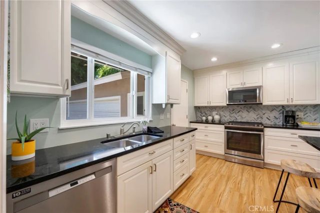 1519 Victoria, Fullerton, CA 92831