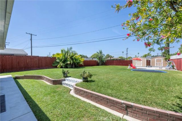 1519 Victoria, Fullerton, CA 92831