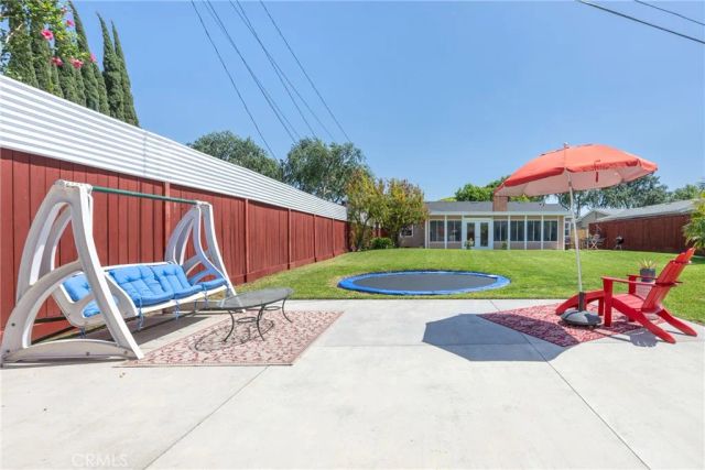 1519 Victoria, Fullerton, CA 92831