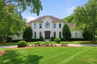 5201 Shaw Ct, Brentwood, TN 37027