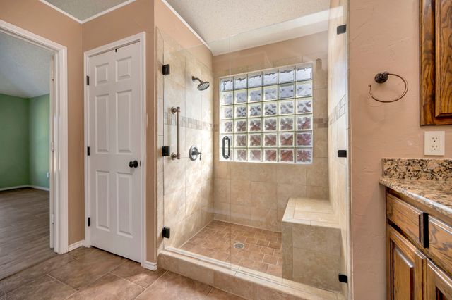 3218 Mapleridge Drive, Grapevine, TX 76051