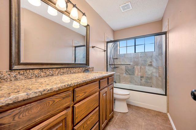 3218 Mapleridge Drive, Grapevine, TX 76051