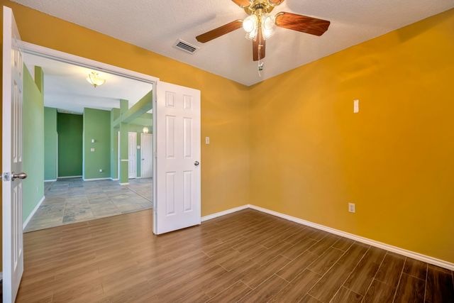 3218 Mapleridge Drive, Grapevine, TX 76051