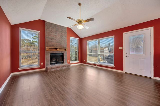 3218 Mapleridge Drive, Grapevine, TX 76051