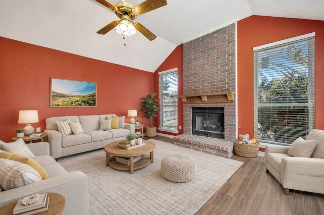 3218 Mapleridge Drive, Grapevine, TX 76051