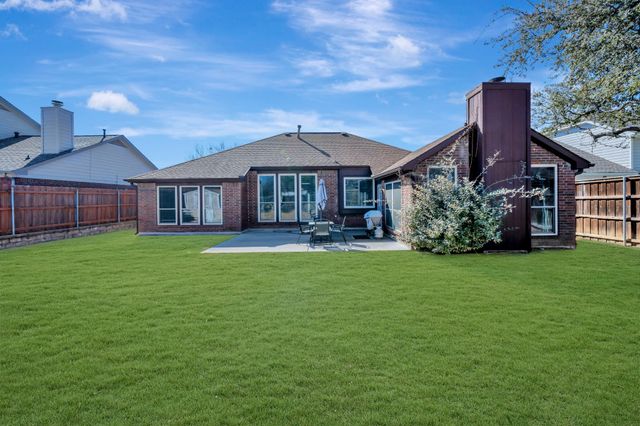 3218 Mapleridge Drive, Grapevine, TX 76051