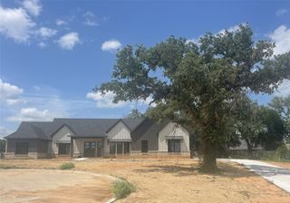 554 Helena Drive, Granbury, TX 76048