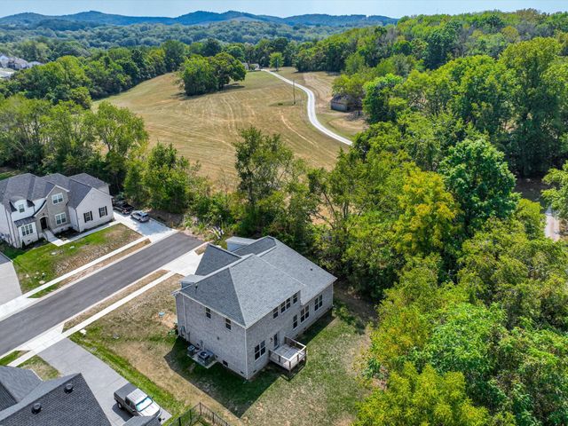 631 Silva Ln, Nolensville, TN 37135