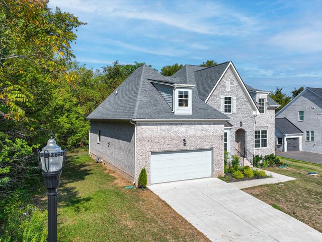 631 Silva Ln, Nolensville, TN 37135