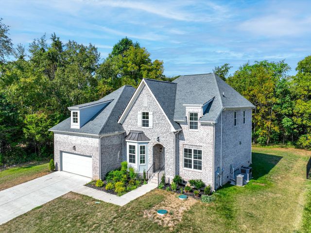 631 Silva Ln, Nolensville, TN 37135