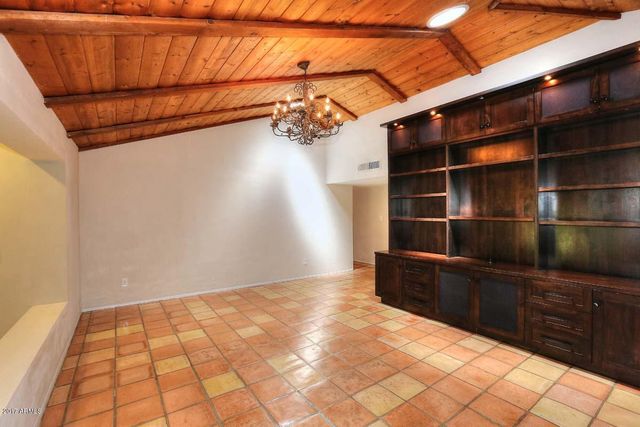 5214 N 33RD Street, Phoenix, AZ 85018