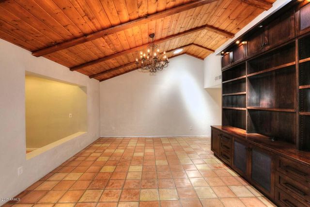 5214 N 33RD Street, Phoenix, AZ 85018