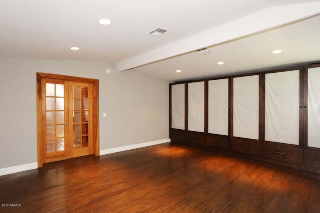 5214 N 33RD Street, Phoenix, AZ 85018