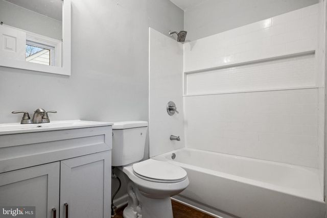 621 E EVESHAM RD, Magnolia, NJ 08049