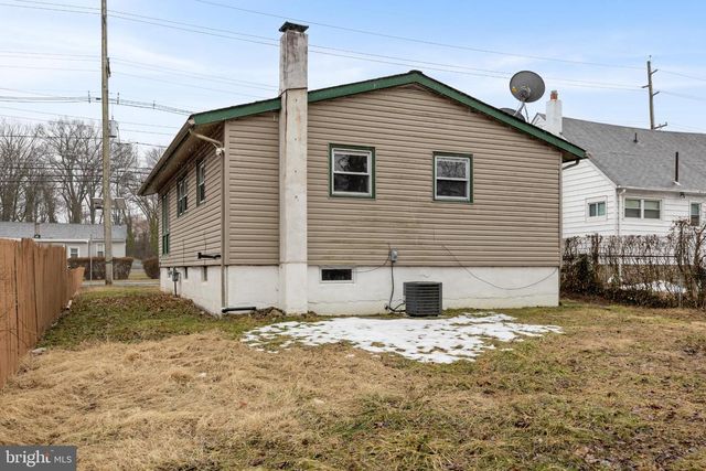 621 E EVESHAM RD, Magnolia, NJ 08049