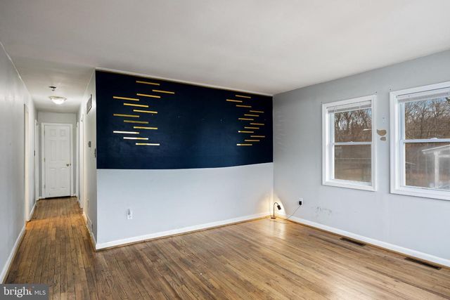 621 E EVESHAM RD, Magnolia, NJ 08049