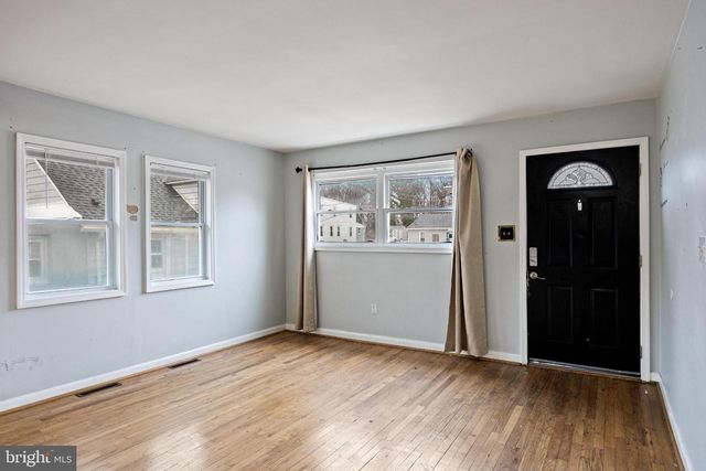 621 E EVESHAM RD, Magnolia, NJ 08049