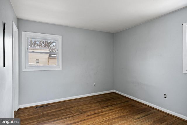 621 E EVESHAM RD, Magnolia, NJ 08049