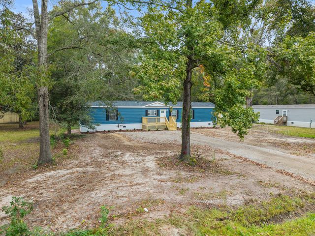 192 Dean Drive, Summerville, SC 29483