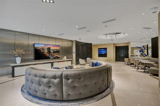 6000 Island Boulevard 1707, Aventura, FL 33160