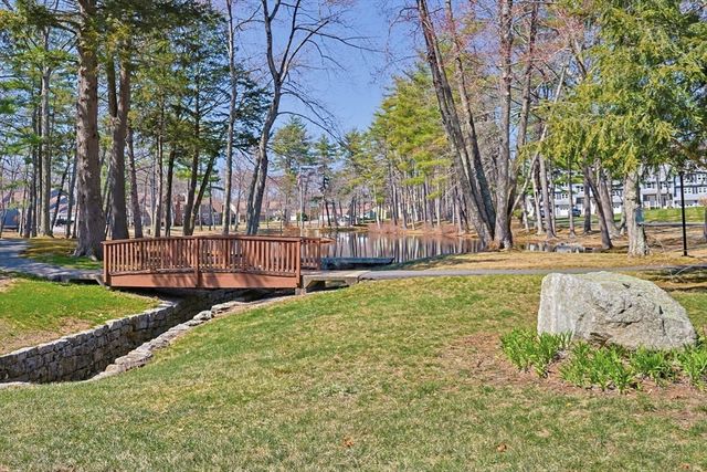 112 Heritage Dr 112, Northbridge, MA 01588