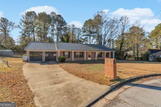 1999 Sewing Circle, Lithonia, GA 30058