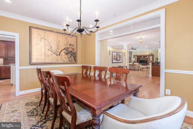 5601 VERNON PL, Bethesda, MD 20817
