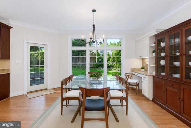 5601 VERNON PL, Bethesda, MD 20817