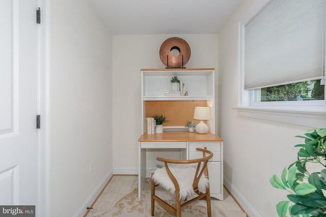 5601 VERNON PL, Bethesda, MD 20817