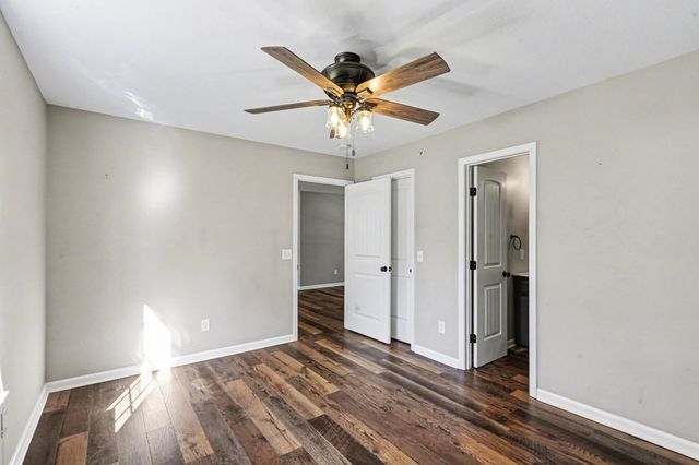 137 N Poole St, Ashland City, TN 37015