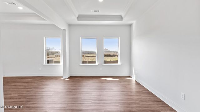 726 Honeysuckle Loop, Canton, MS 39046