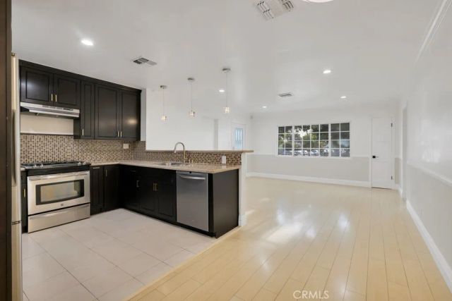 9606 Vena Avenue, Arleta, CA 91331