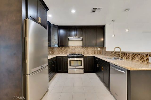 9606 Vena Avenue, Arleta, CA 91331