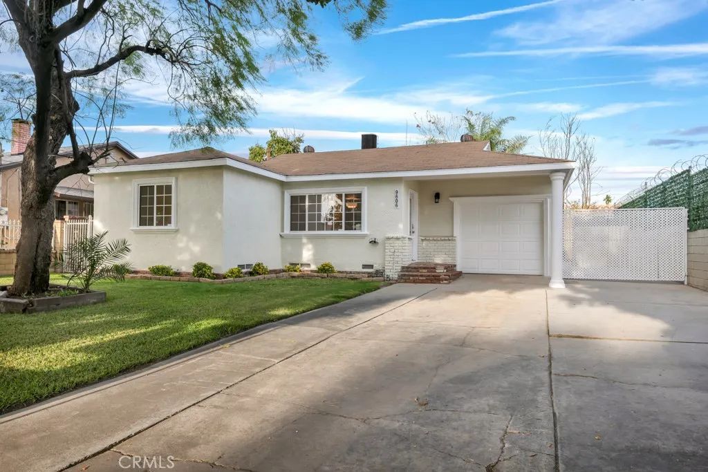 9606 Vena Avenue, Arleta, CA 91331