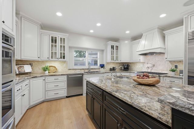 8314 Sturm Ln, Granite Bay, CA 95746