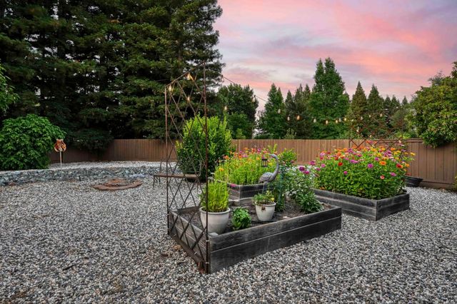 8314 Sturm Ln, Granite Bay, CA 95746